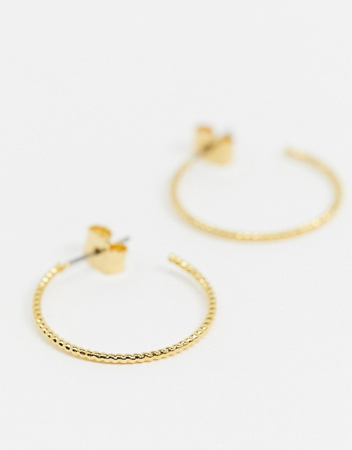 Whistles engraved hoops in gold