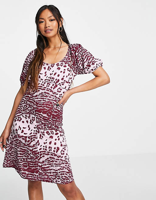 Whistles exclusive ruched sleeve printed mini jersey dress in pink