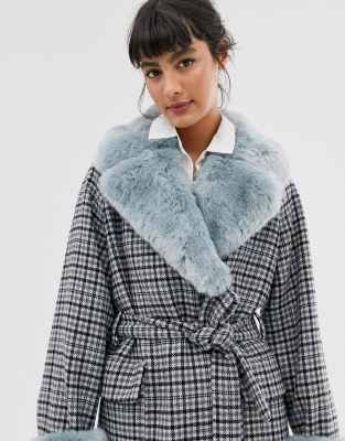 checked coat with fur collar