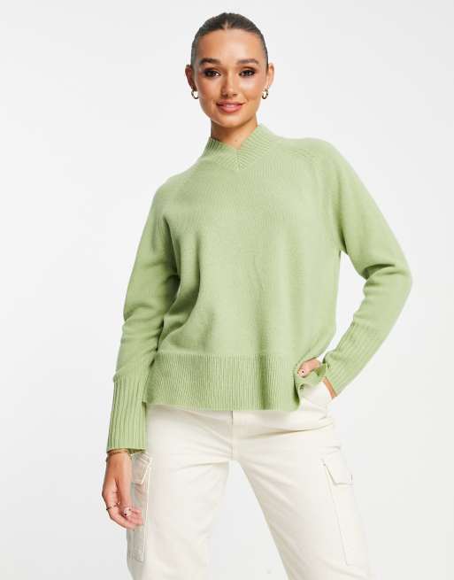 Pale 2025 green jumper