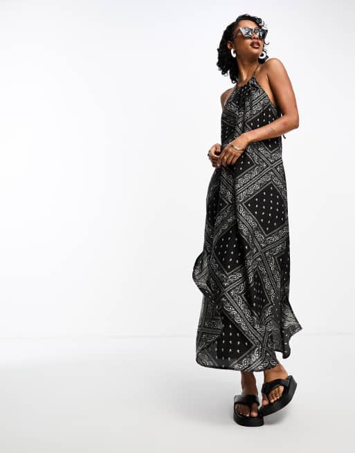 Whistles – Maxikleid in Schwarz mit Neckholder-Träger und Bandana-Muster 