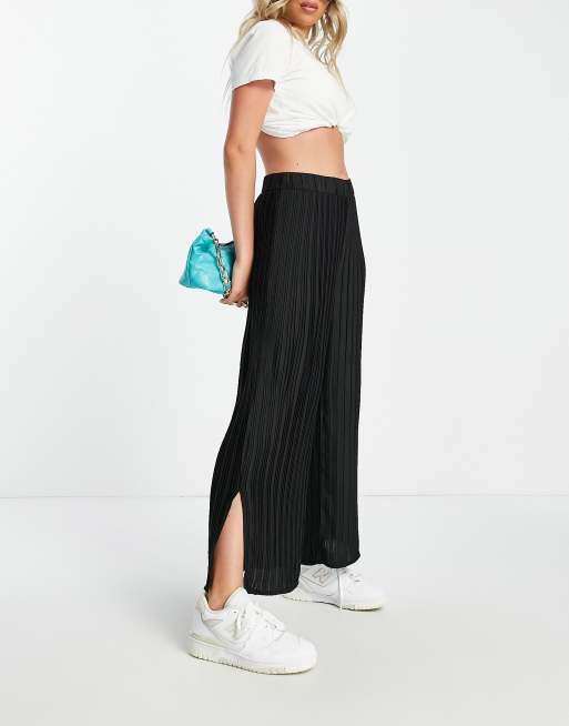 Whistles plisse cropped trouser in black