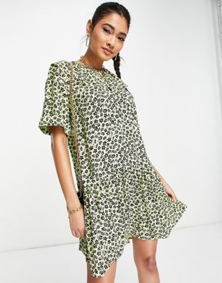 Whistles short sleeve mini dress with ruffle hem in ditsy floral