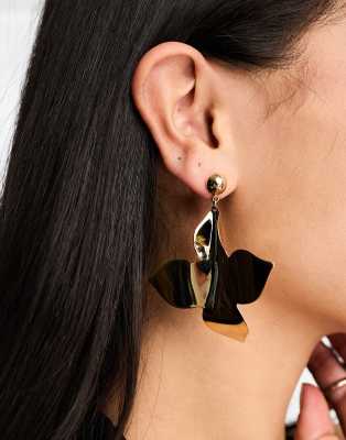 Whistles statement leaf stud earrings in gold