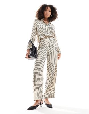 Whistles stripe wide leg trouser in ivory co-ord-White