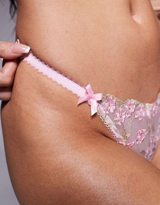 Wild Lovers - Aurelie - String van gebloemd kant in roze, 4 van 4