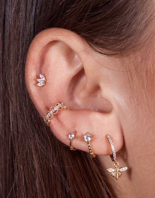 With Bling – Guldpläterade öronsmycken i kubisk zirkon med kransdesign