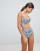 Thumbnail 1 van 4