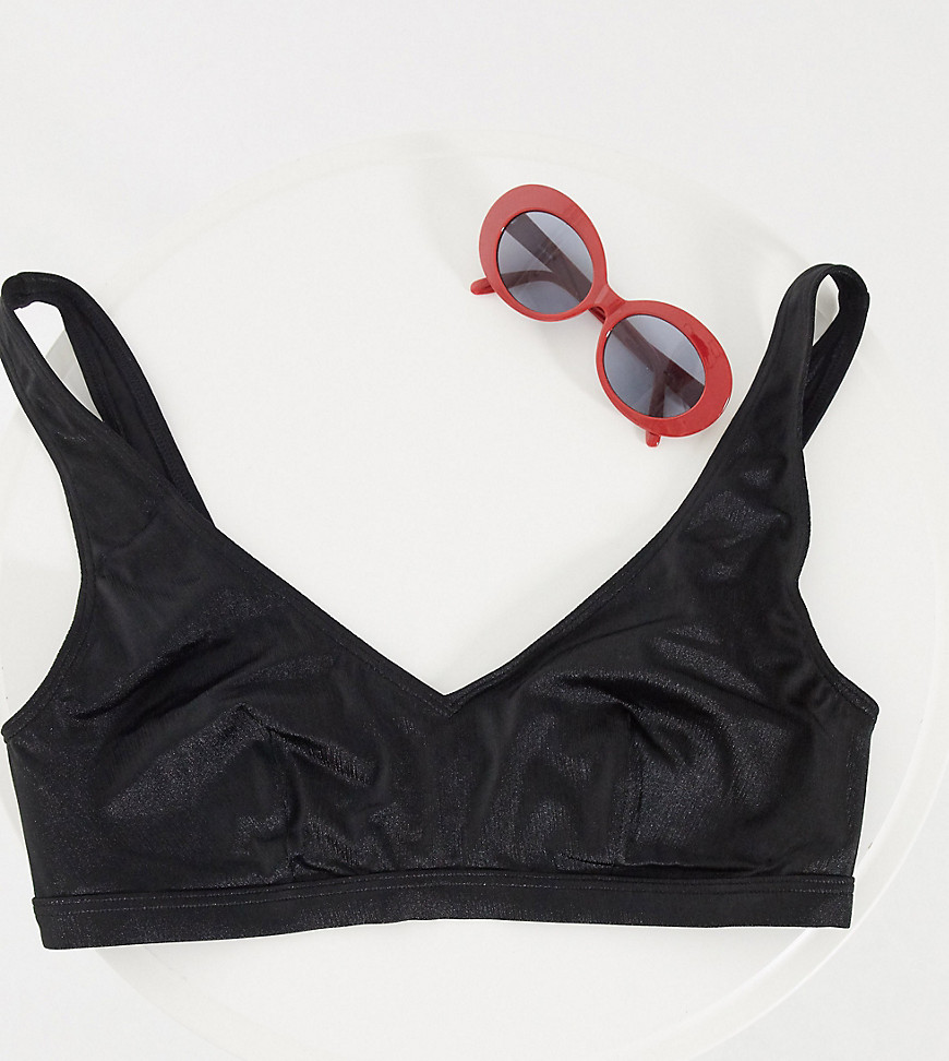 Wolf & Whistle - Curve - Cropped bikinitop met vetersluiting in zwart