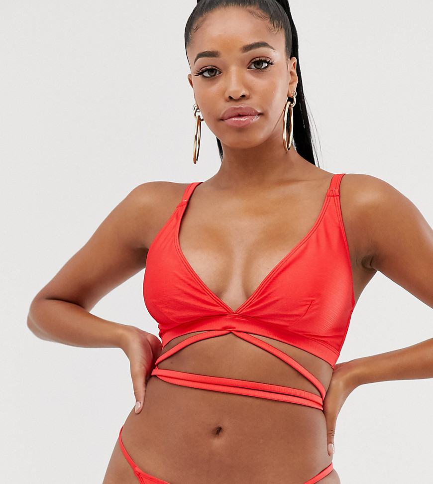 Wolf & Whistle – Exclusive Eco – Röd bikiniöverdel i trekantsmodell med omlottband i storlek D–G för dig med fylligare byst
