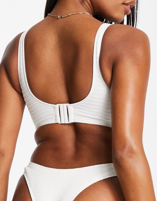 Wolf & Whistle Fuller Bust Exclusive high leg bikini bottom in white textured rib, 3 of 4