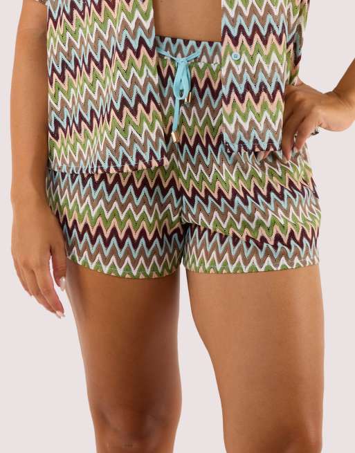 Wolf & Whistle Kalahari zig zag crochet beach shorts in khaki, 2 of 4