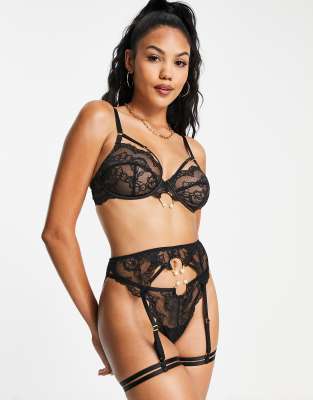 Black Harnes Strap Lace Bra And Panties Set