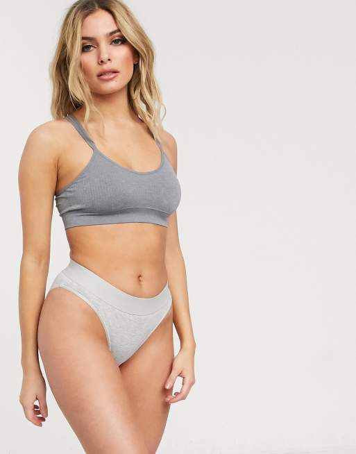 https://images.asos-media.com/products/womensecret-ribbed-cotton-strappy-seamless-bralette-in-grey/14786609-1-grey?$n_640w$&wid=513&fit=constrain