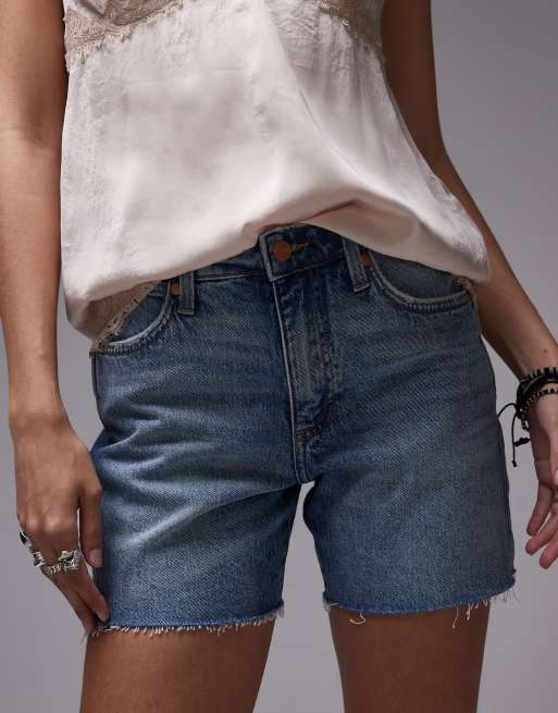 Wrangler 5inch cowboy shorts with distressed hem in mid wash blue, 5 of 5