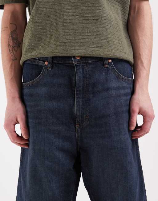 Wrangler – Cowboy – Straight-Fit-Jeansshorts in dunkler Waschung, 4 von 5