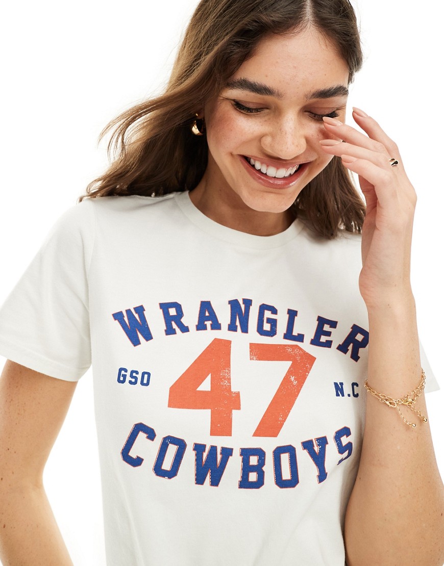 Wrangler cowboys 47 logo print t-shirt in off white