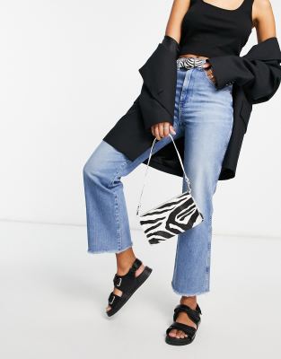 Wrangler cropped raw hem mom jeans in mid wash-Blues