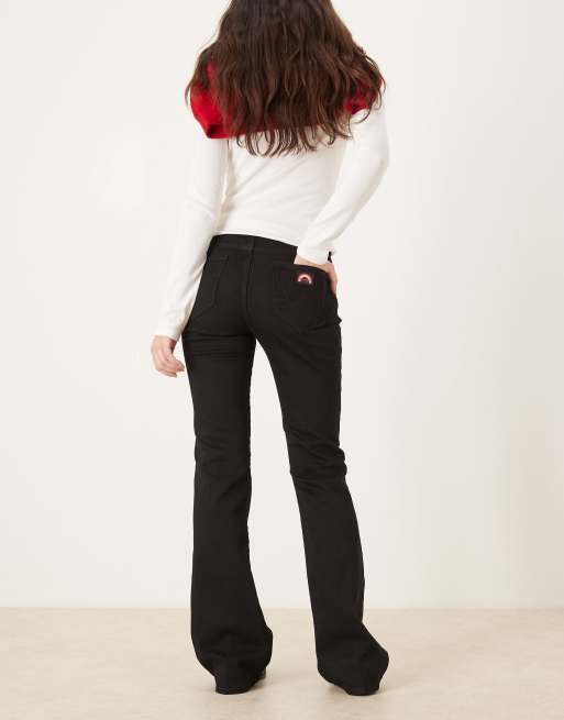 Wrangler flare jeans in black, 3 of 5