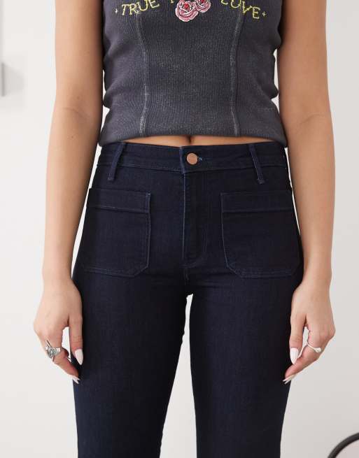 Wrangler flared jean with front pockets in dark blue, 5 of 5