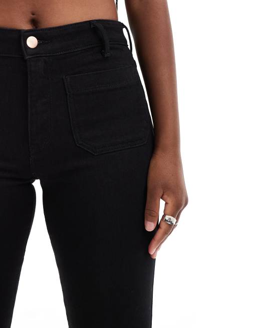 Wrangler - Flared jeans met zakken aan de voorkant in zwart, 4 van 5