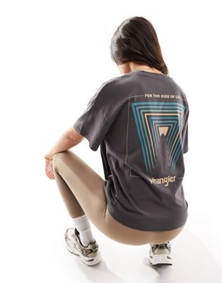 Wrangler girlfriend t-shirt with back print in black - ASOS Price Checker