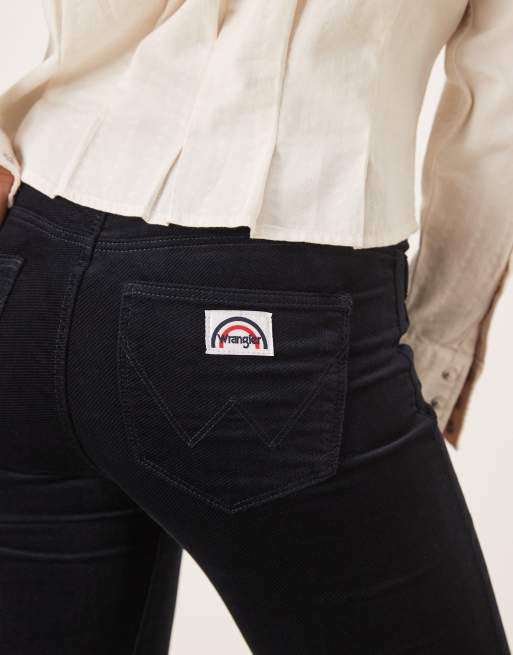 Wrangler – Granatowe jeansy dzwony z kieszeniami z przodu, 5 z 5