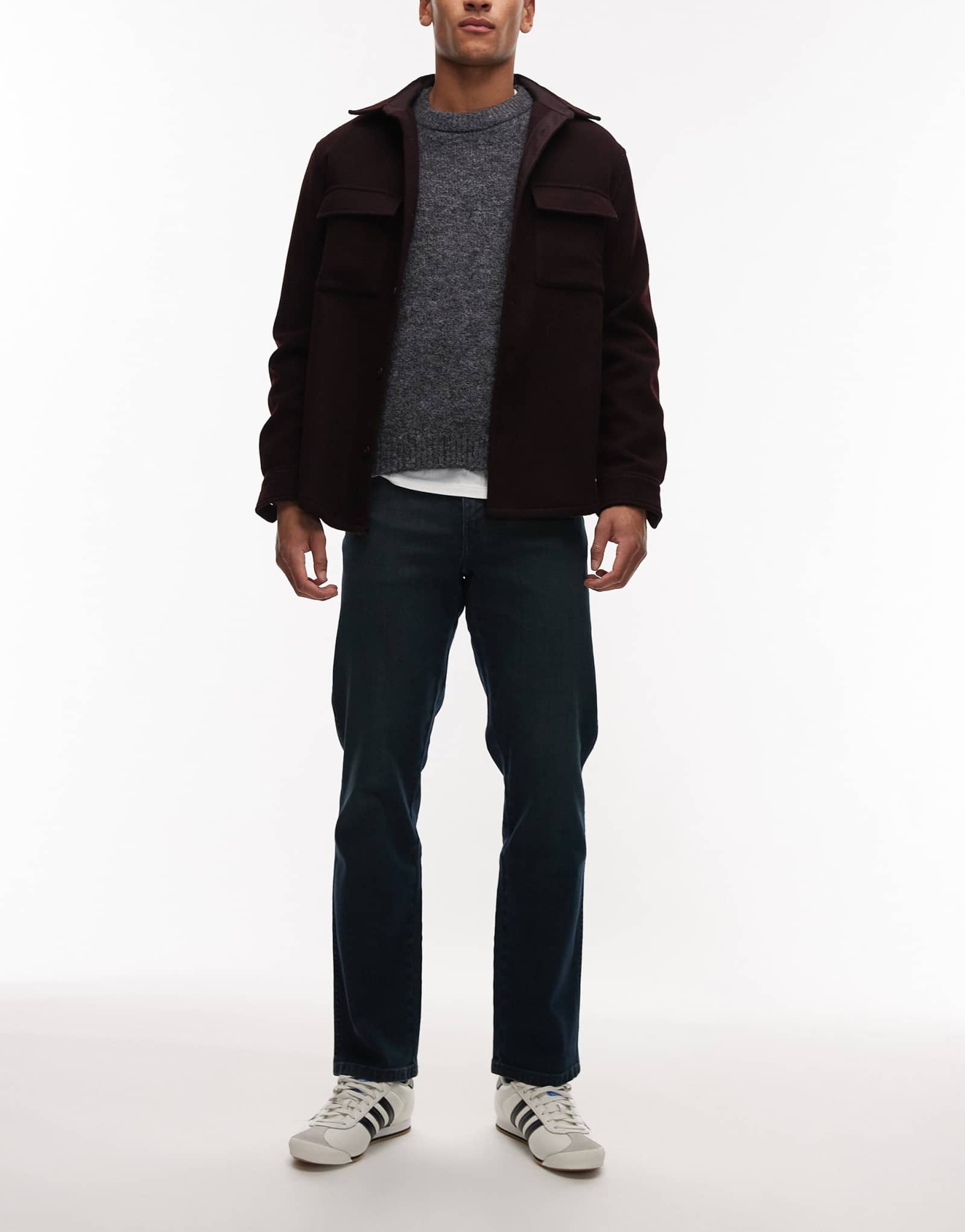 Прямые джинсы Wrangler Greensboro с покрытием цвета индиго