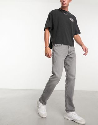Wrangler Greensboro straight leg jean in grey