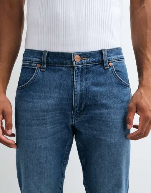 Wrangler Greensboro Straight-Leg-Jeans aus Denim in Mittelblau, 4 von 5