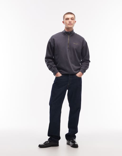Wrangler half zip sweatshirt in faded black, 2 of 5