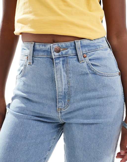 Wrangler high waisted mom jeans in light wash, 5 of 5