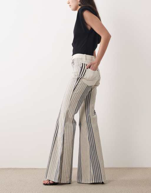 Wrangler - Jeans a zampa anni '70 blu e crema a righe, 2 di 5