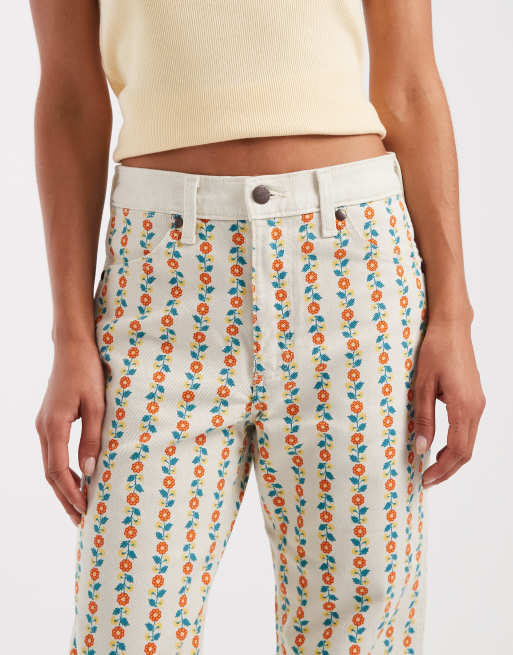 Wrangler - Jeans med svaj og orange striber med blomstermønster i 70'er-stil, 4 af 5