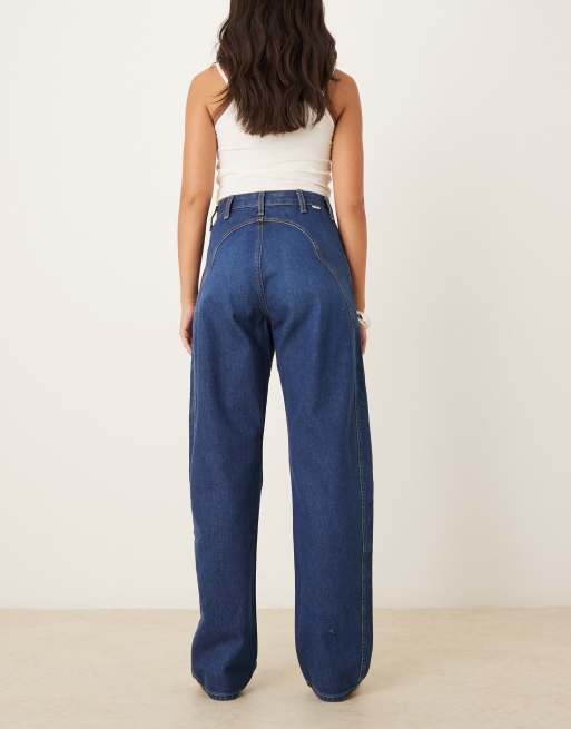 Wrangler - Jeans med tøndeformede ben i mørkeblå vask, 2 af 5