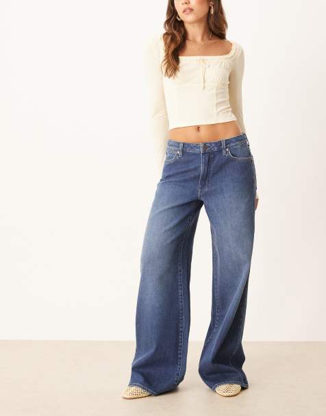 Wrangler - Jeans met wijde pijpen in midwash blauw - view 1