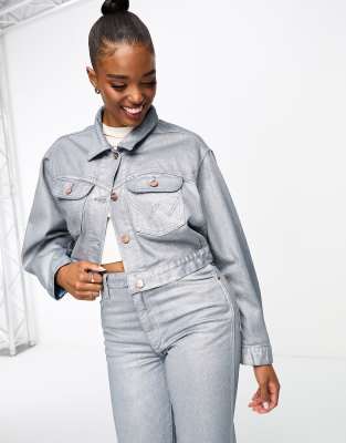 Wrangler - Jeansjacke mit kurzem Schnitt in Silber, Kombiteil