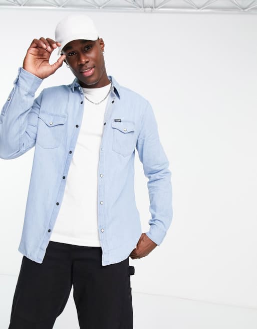 Wrangler - Langærmet denimskjorte i blå