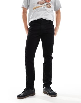 Wrangler – Larston – Bleksvarta, smala, avsmalnande jeans - view 1