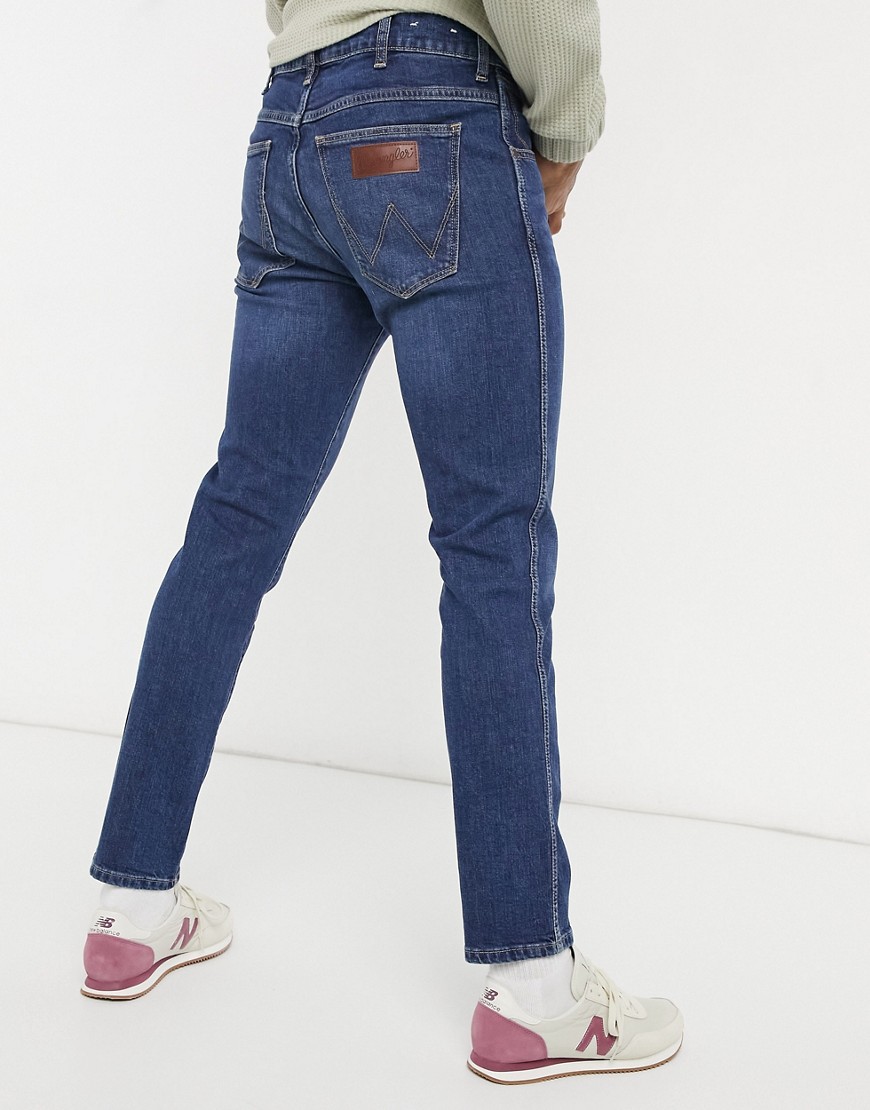 Wrangler – Larston – Smala jeans-Blå