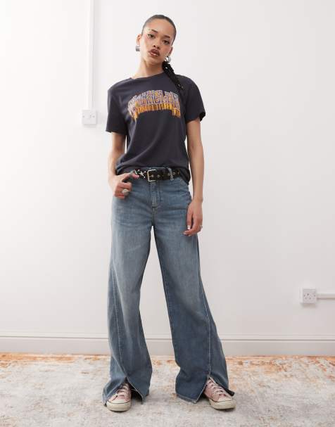 Wrangler lightweight loose fit jeans with front split detailing in blue vintage wash - view 1