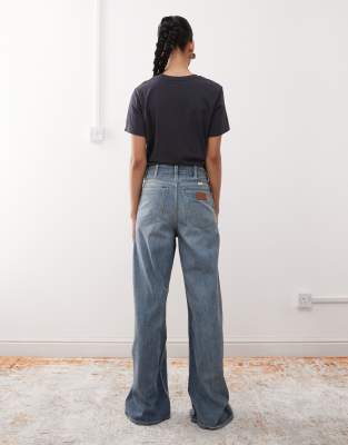 Wrangler Lightweight Loose Fit Jeans With Front Split Detailing In Blue
