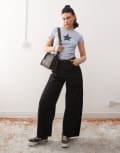 [Wrangler] Wrangler lightweight wide leg cowboy fit jeans in black with front seams W27 L32 Rinse black