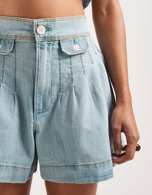 Wrangler – Ljusblå, tvättade minishorts i denim, 3 av 5