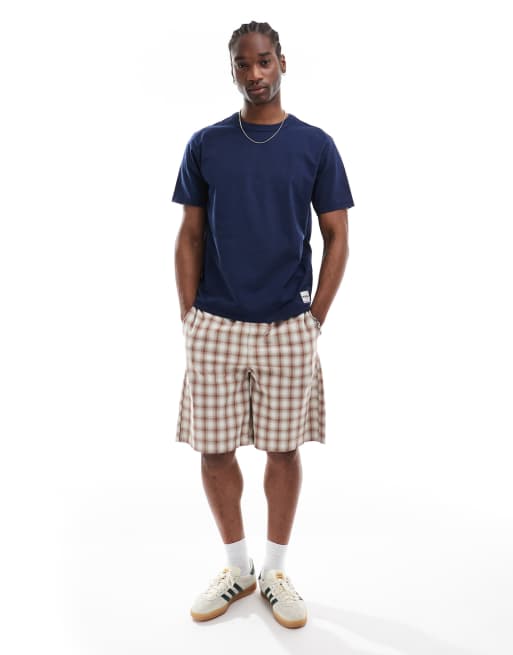 Wrangler – Locker geschnittenes T-Shirt in Marineblau mit Logo-Aufnäher