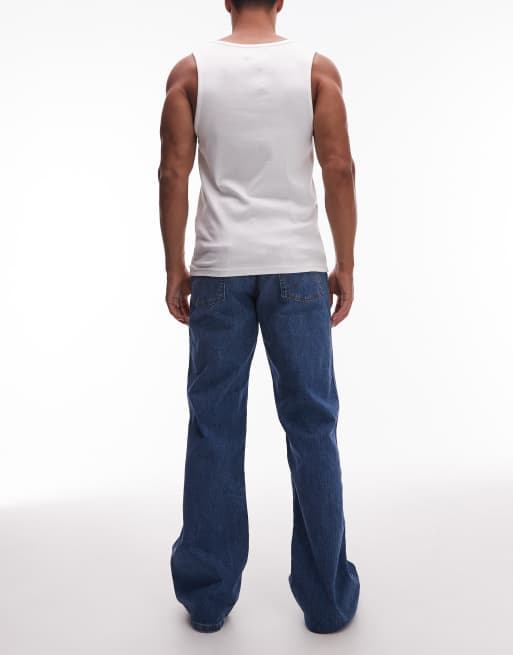 Wrangler loose bootcut jeans in midwash blue, 2 of 5