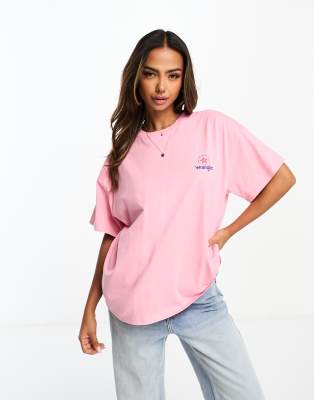 Wrangler loose fit t-shirt with chest logo in pink | ASOS