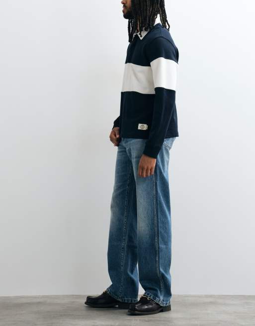 Wrangler loose straight denim jeans in mid wash , 2 of 5
