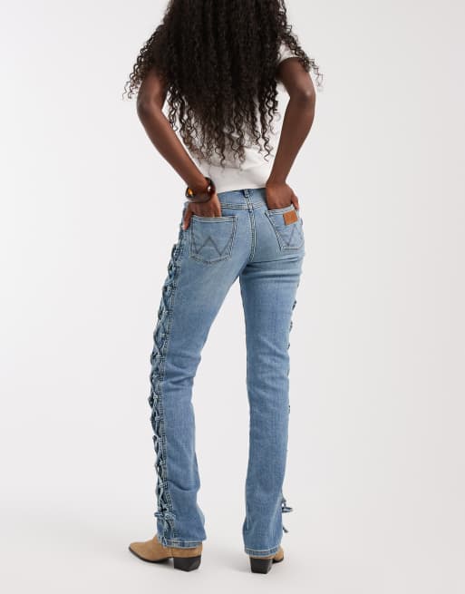 Wrangler Low-Rise-Bootcut-Jeans aus Denim mit Schnürung in mittlerer Waschung, 3 von 5