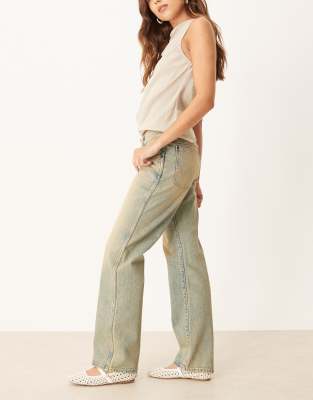 Wrangler Low Rise Cowboy Straight Fit Jean In Blue